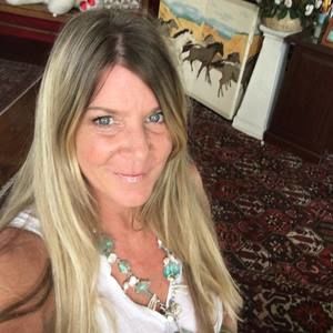 Meet your Posher, Diana